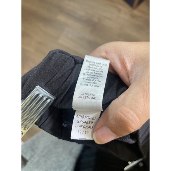 Athleta Aspire Ruched Black Athletic Capri Pants Size 4 Zip Pockets Eco-Friendly - Picture 6 of 12